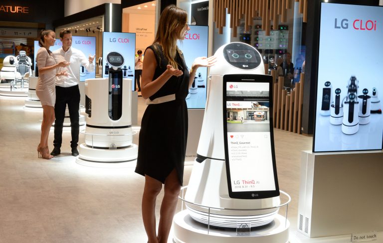 [IFA2018]독일 베를린서 LG 삼성 AI솔루션·가전 ‘인공지능’ 경쟁