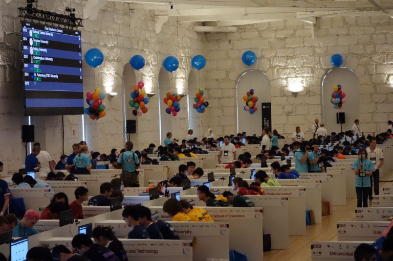 [사진]국제 대학생 프로그래밍 경시대회 한국대표팀 3년 연속 수상