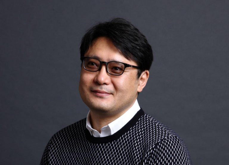 신관우 교수 “자연 법칙, 서로 연관돼 있어”