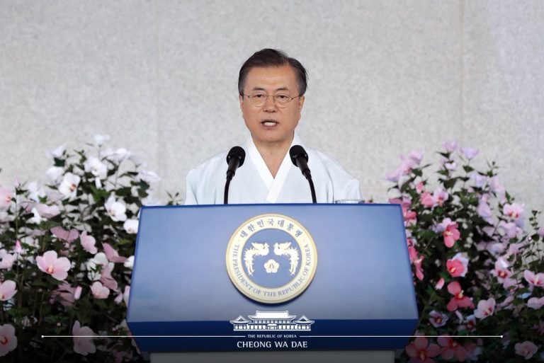 네이처, 日반도체 소재 수출규제 연계 최기영 장관후보자 조명