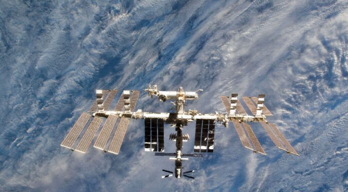 트럼프, NASA 우주정거장 정책 민간 중심 전면 재검토