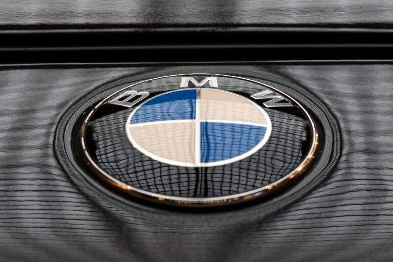 BMW 칩 위기에도 지난해 기록적 실적 달성