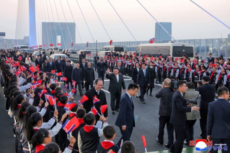 김정은 신압록강대교 건너 訪中…북·중 경제협력 확대 전망